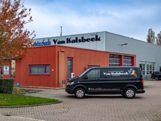 A.A.S. Autoschade Van Kalsbeek Sneek overgenomen door Bart Holtrop