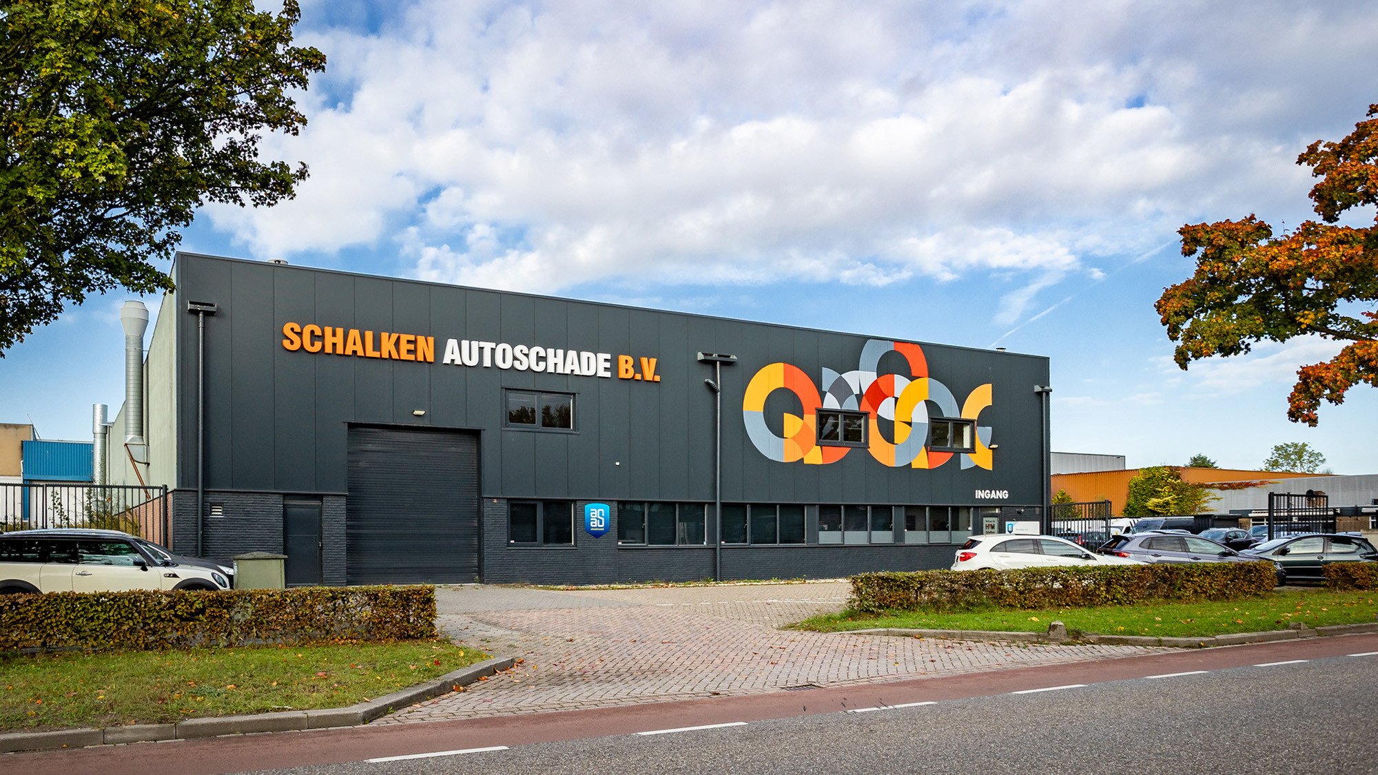Al meer dan 40 jaar specialist in auto(ruit)schade!